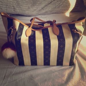 Louis Vuitton Rayures Neverfull GM Tote